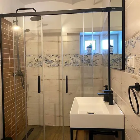 Oravienka Nyaraló Bjelipotok